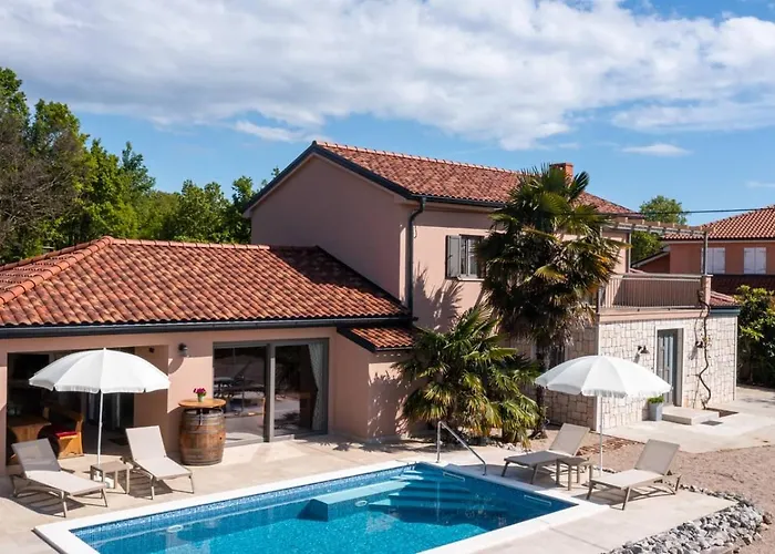 Willa Ulika With Private Pool And Sauna Sveti Anton (Krk)