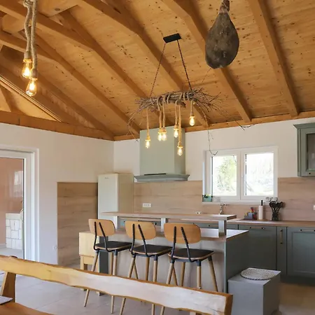 Ulika With Private Pool And Sauna فيلة *