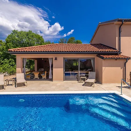 Villa Ulika With Private Pool And Sauna Sveti Anton (Krk)